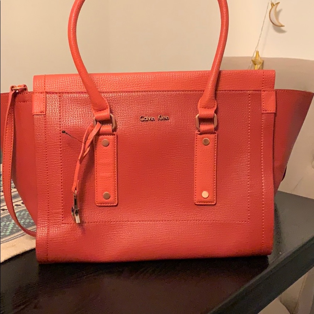 Calvin Klein xtra large cross bag